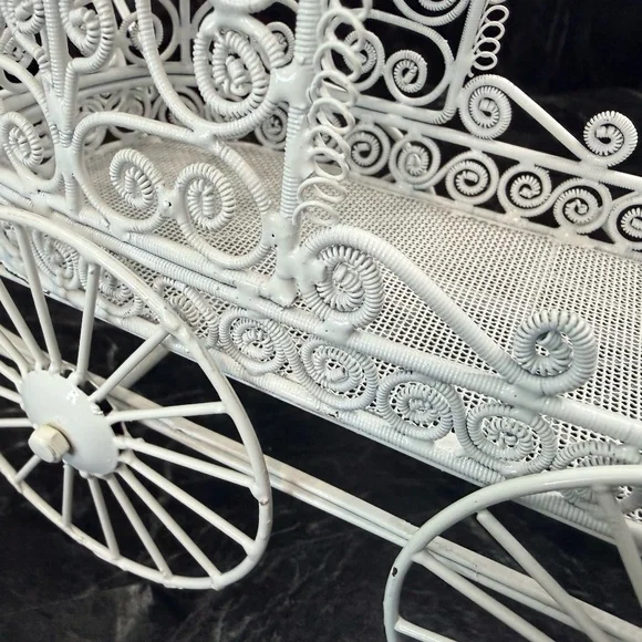 White Metal Doll Carriage with Small Baby Doll - Picture 9 of 16